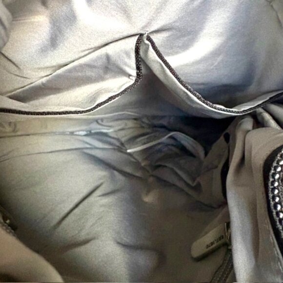 Travelon Anti-Theft Classic Essential Messenger Bag - Black/Gray - Medium - Picture 12 of 14